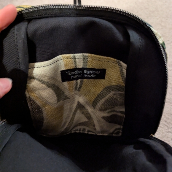 Canvas Flower Sling Bag - Picture 6 of 6